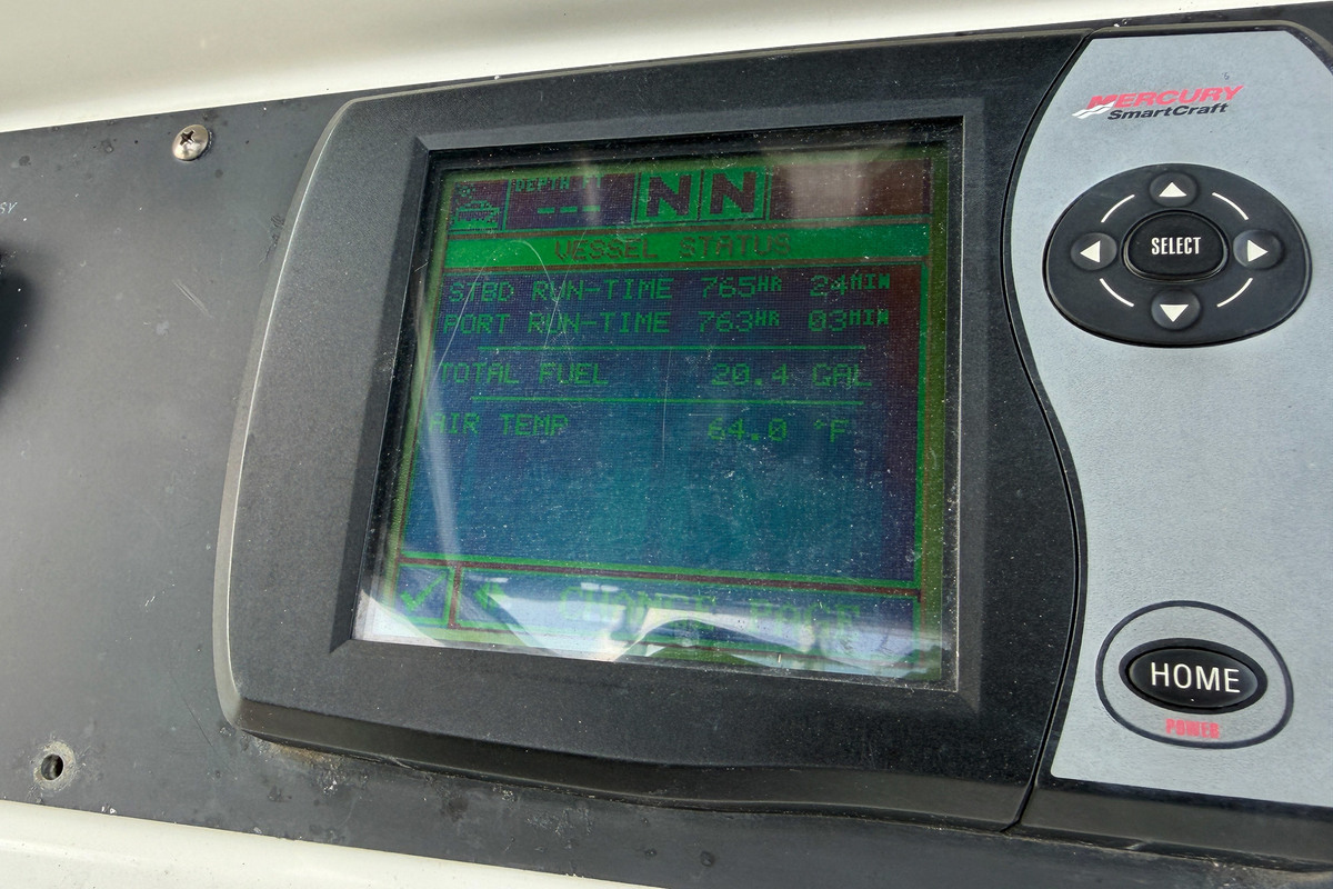 Boston Whaler 270 Outrage — foto 26 van 44