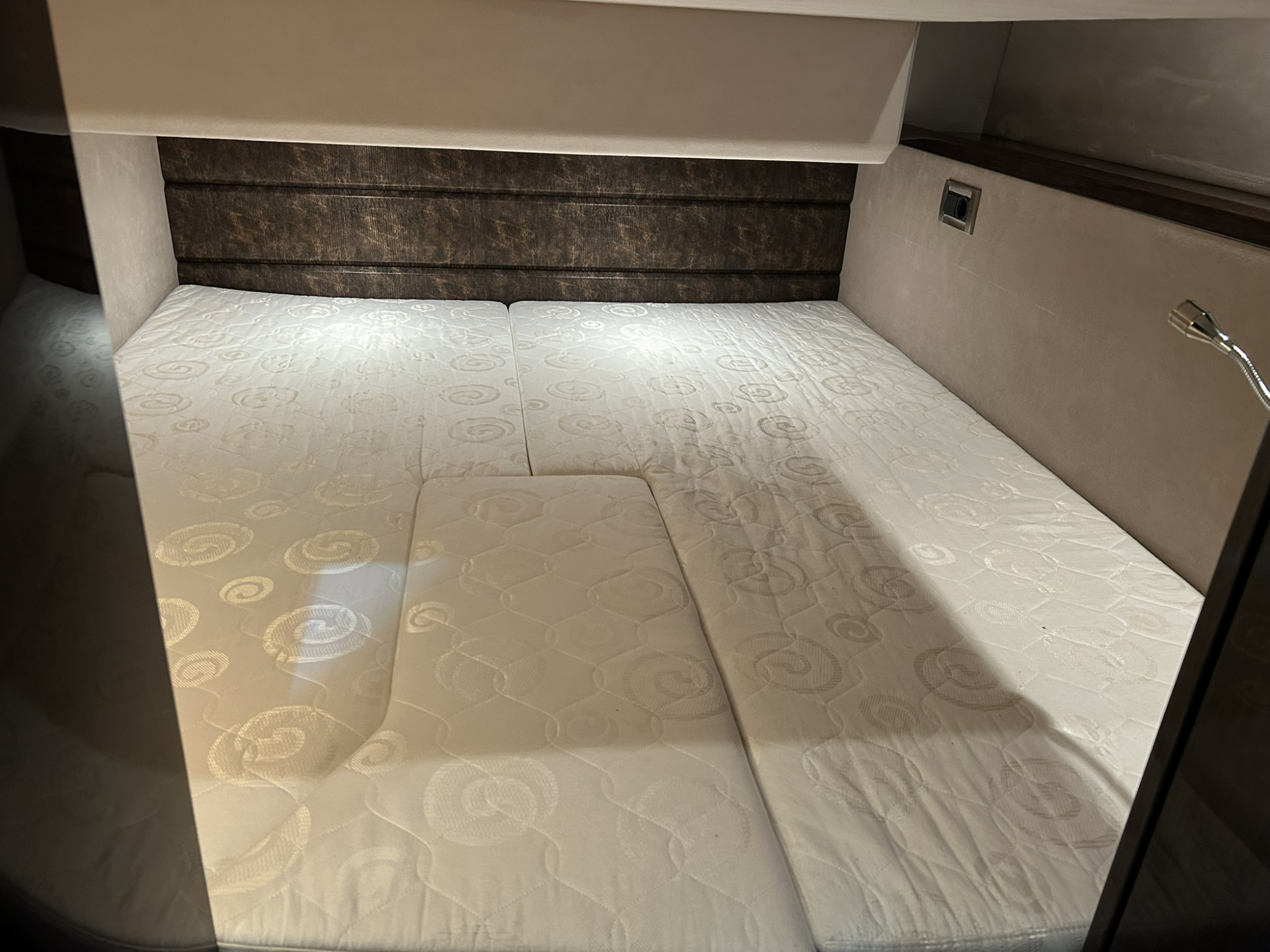 Galeon Yachts Galeon 420 fly 2017 — foto 22 van 42