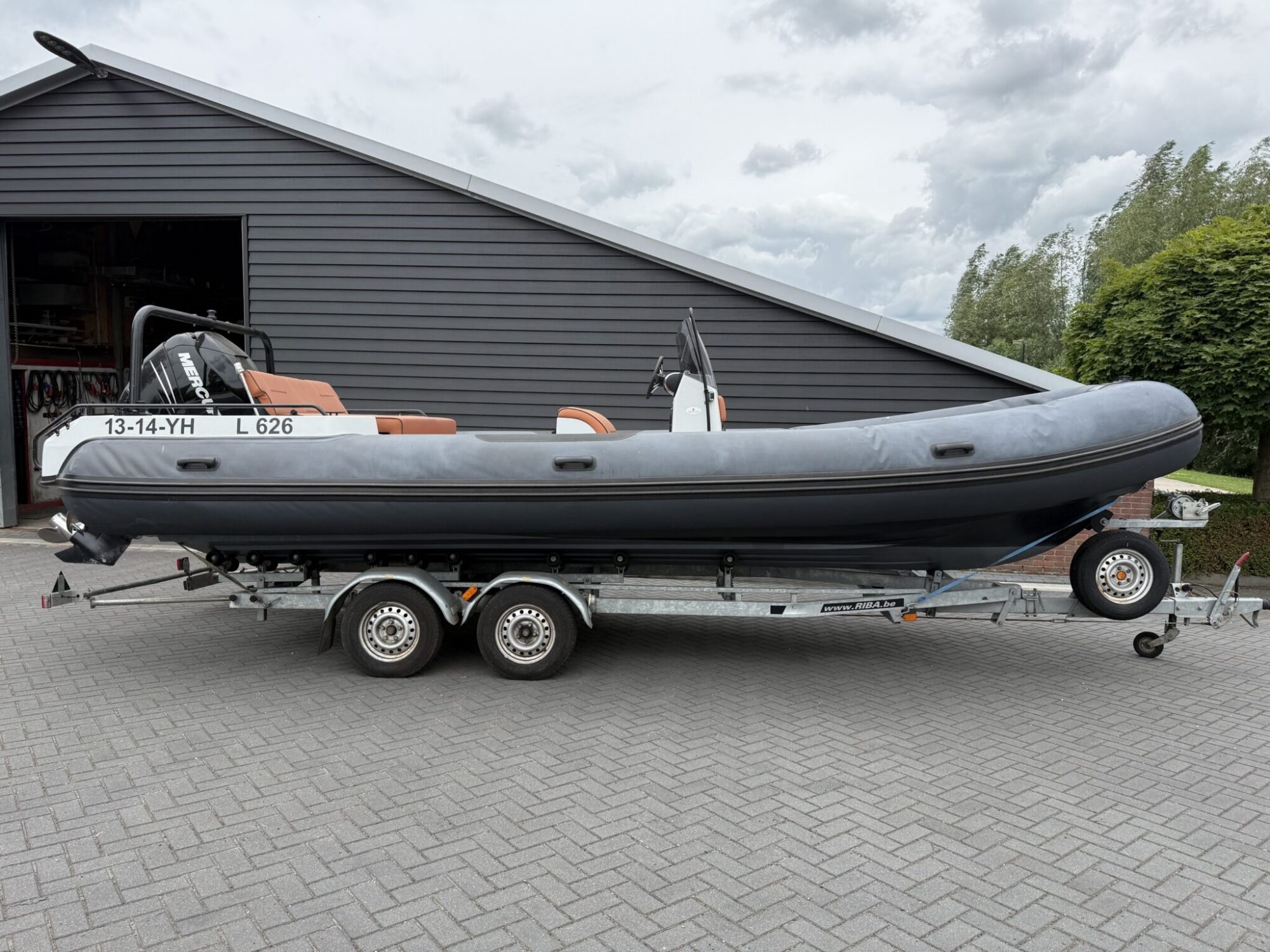 Selva D760C RIB — foto 1 van 24