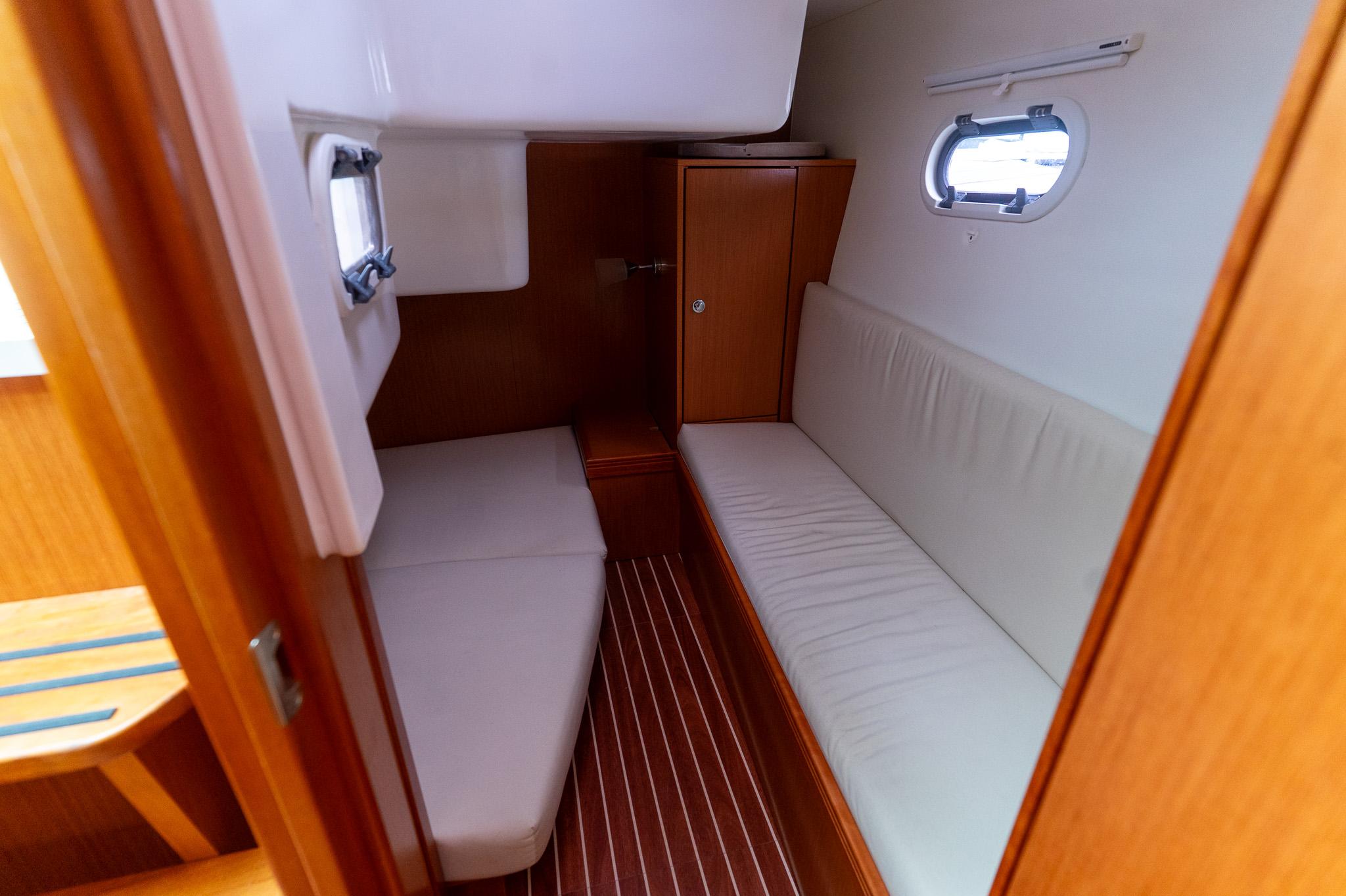 Bavaria 28 Sport — foto 11 van 47
