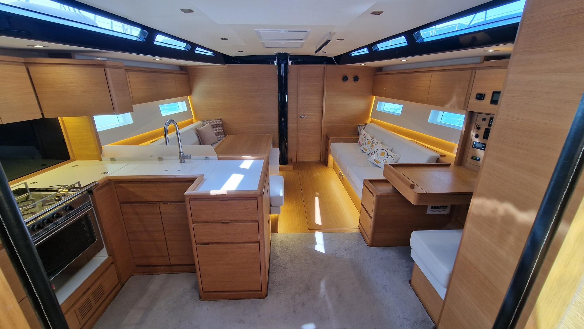 Solaris 55 — foto 3 van 4