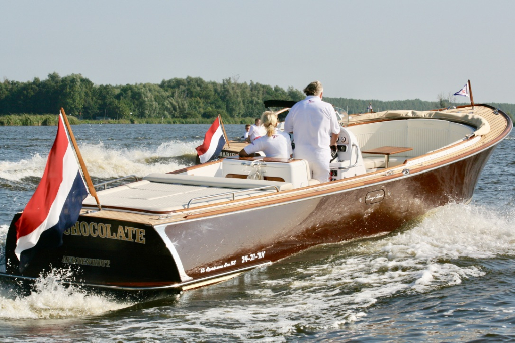 LongIsland 33 Sportsman — foto 9 van 12