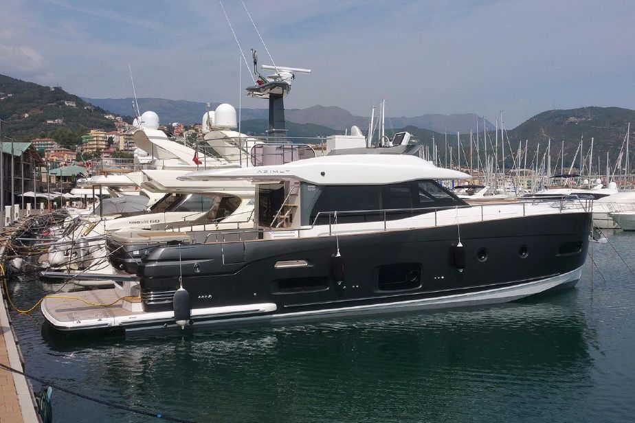 Azimut Magellano 53