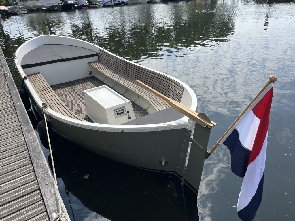 Grote elektrische sloep | refit - Waterworld - vaarklaar — foto 9 van 14