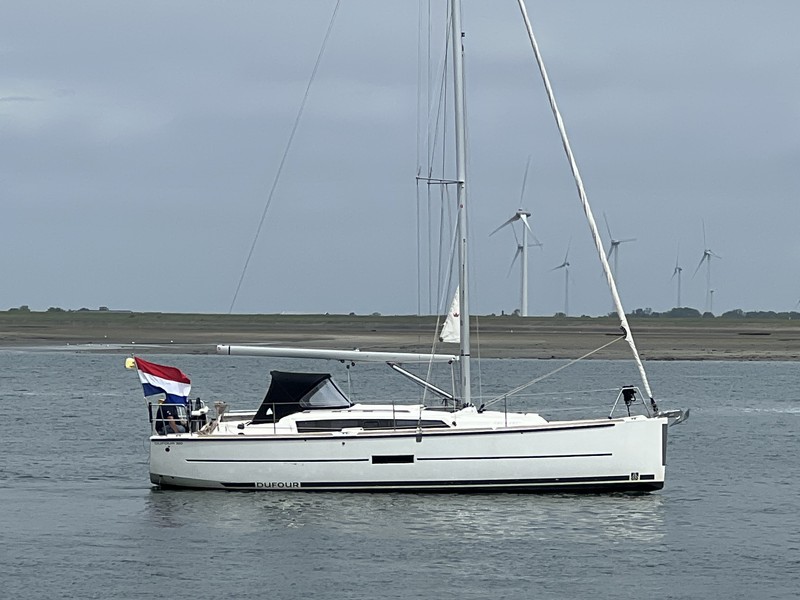 Dufour 360 GL — foto 1 van 45