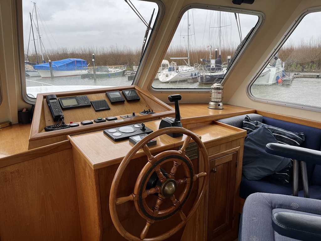 Blauwe Hand Trawler 1400 — foto 8 van 39