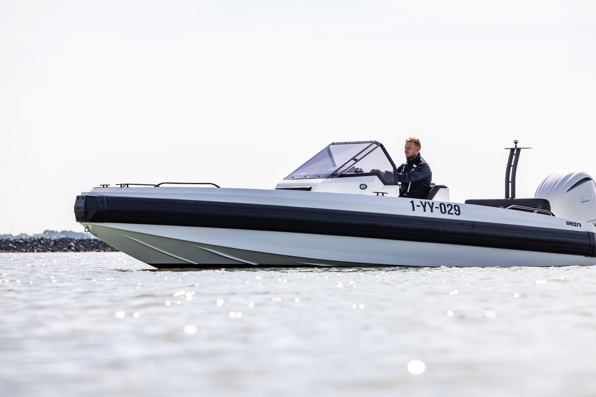 Iron 707 Met 250 PK Yamaha — foto 4 van 35