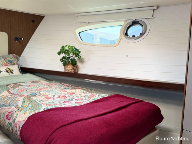 Bavaria E40 Flybridge — foto 28 van 87