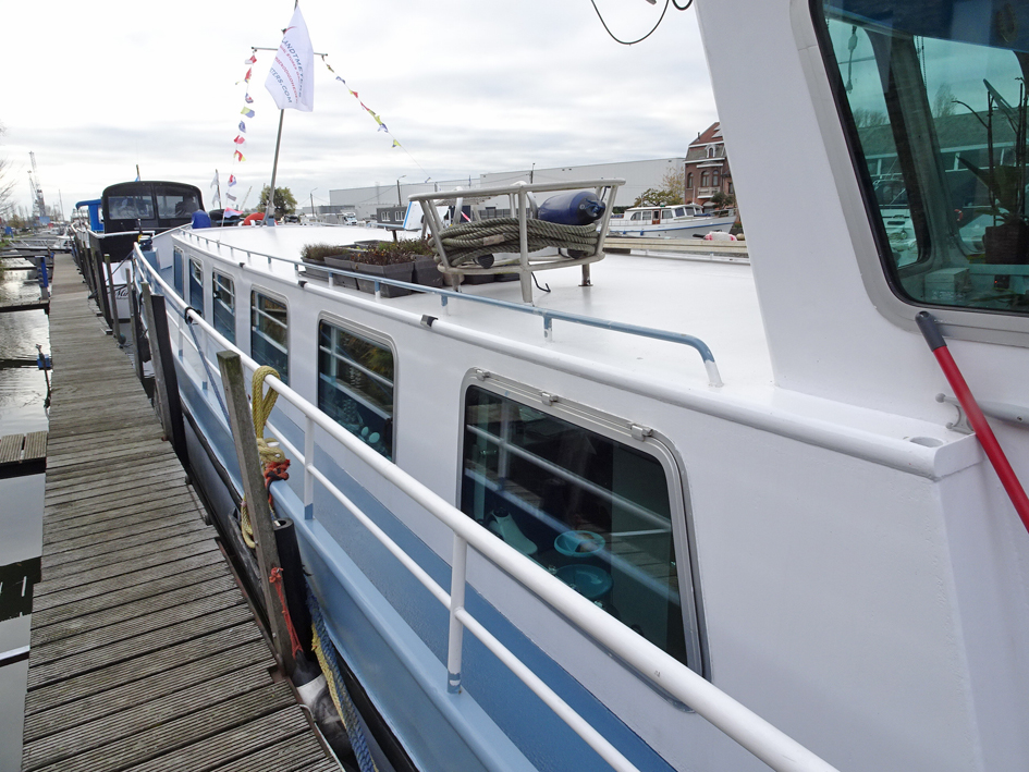 Luxe Motor 26.25 met UBC — foto 11 van 70