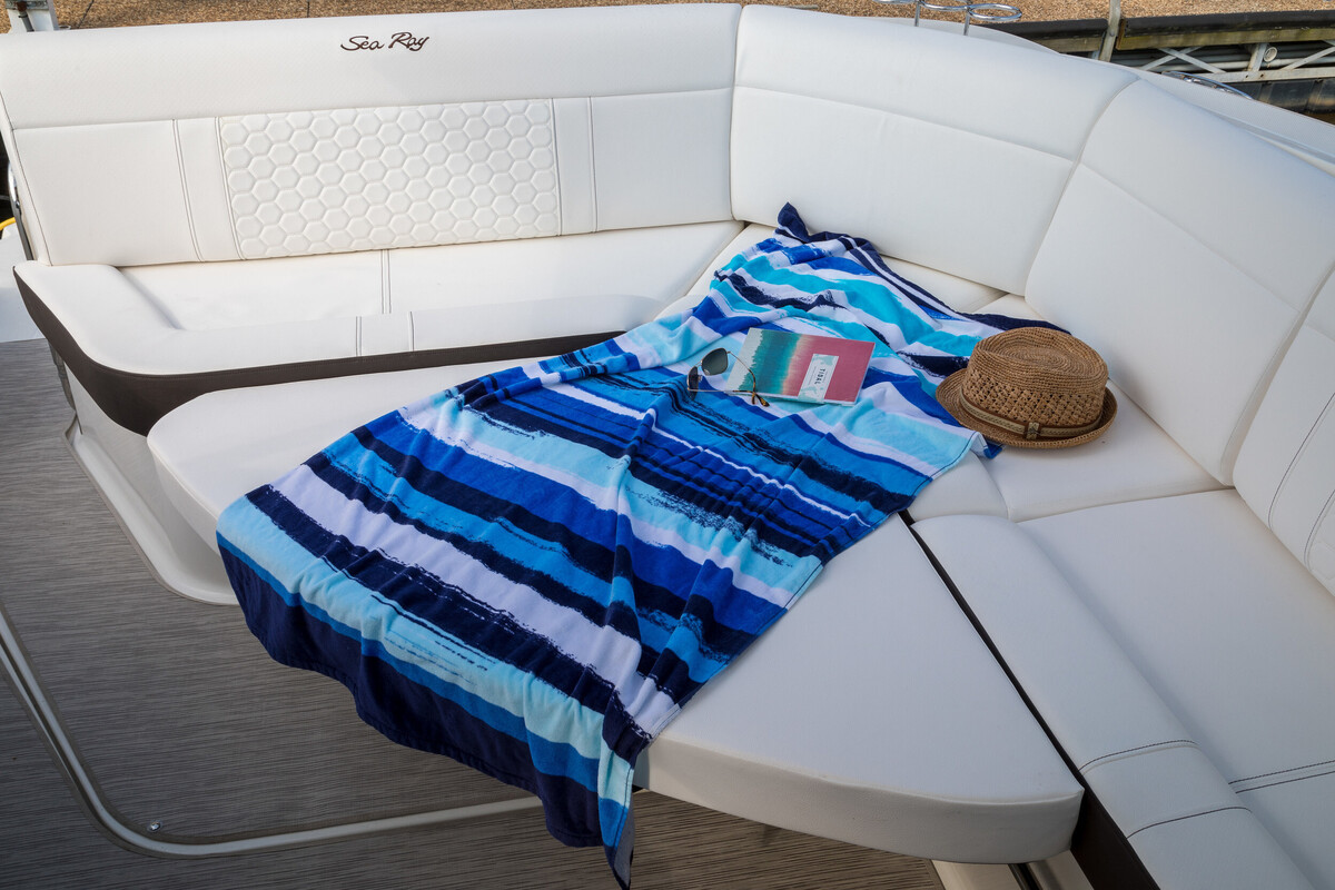 Sea Ray Sundancer 320 OB — foto 19 van 24