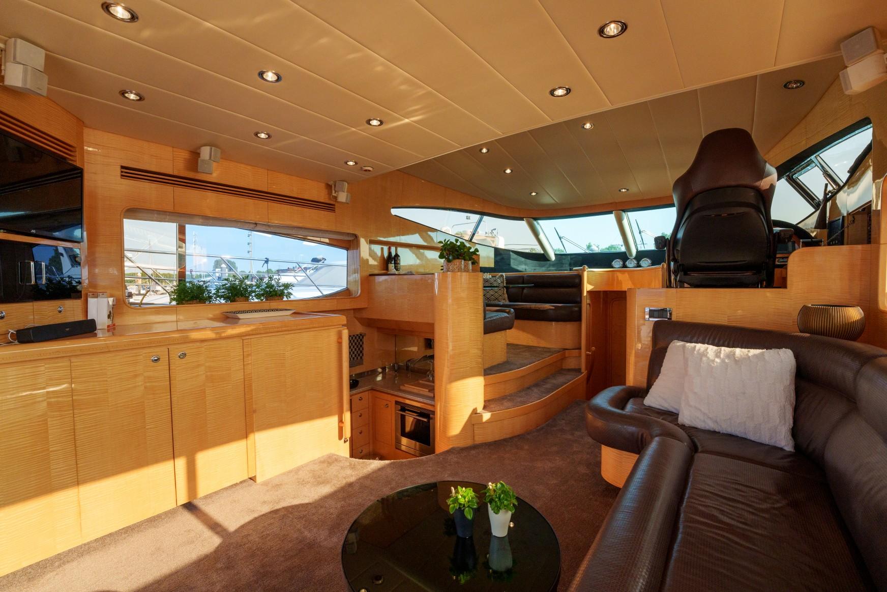 Elegance 54 — foto 19 van 75