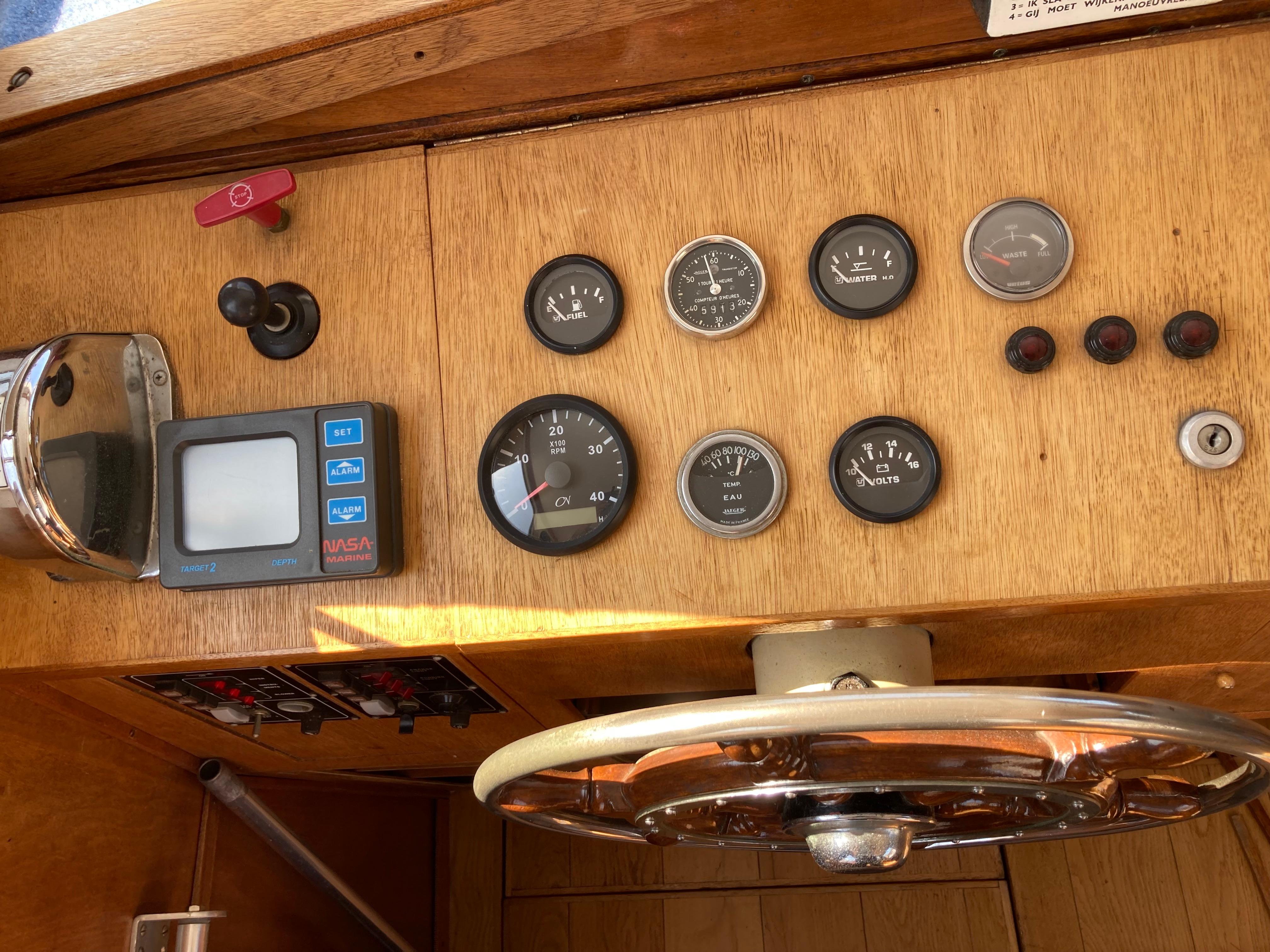 Motor Yacht Super Favorite AK 9.40 — foto 11 van 44