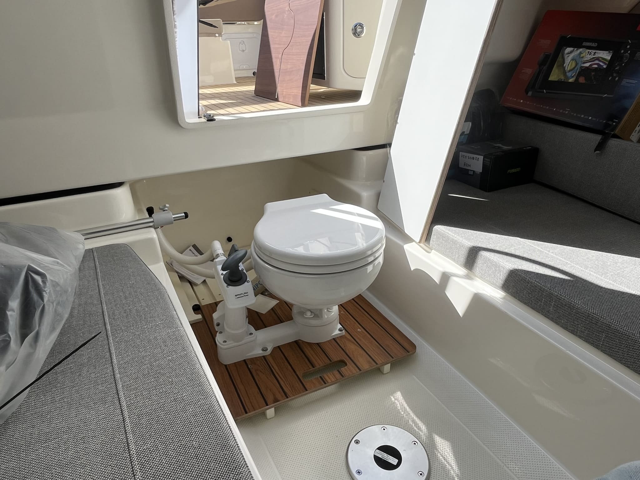 Quicksilver 755 Sundeck — foto 31 van 37