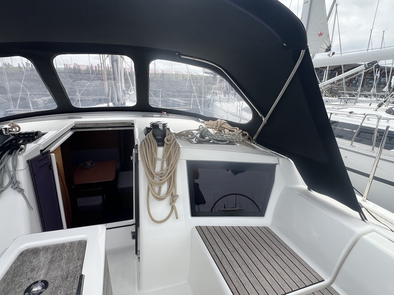 Dufour 430 GL — foto 48 van 63