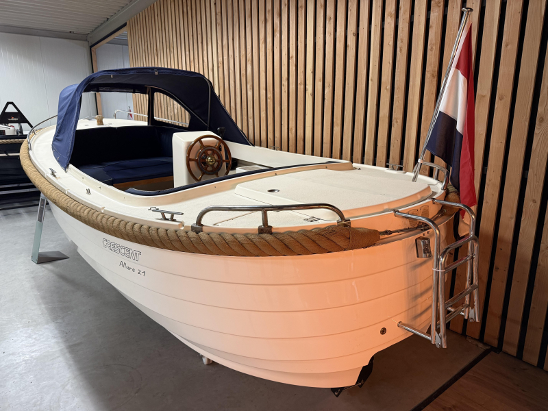Crescent Allure 21 Yamaha 9 9pk — foto 3 van 12