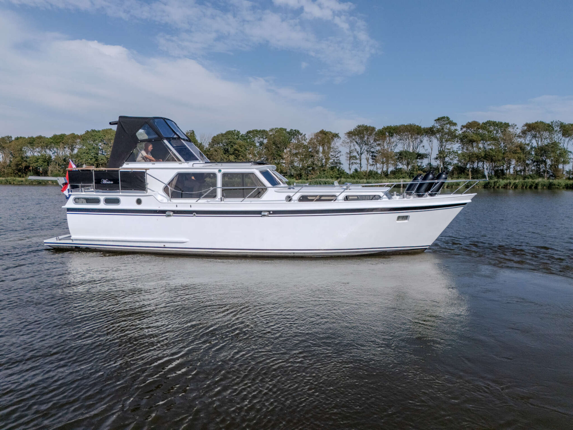 Valkkruiser 10.50 AK Cabrio — foto 2 van 57