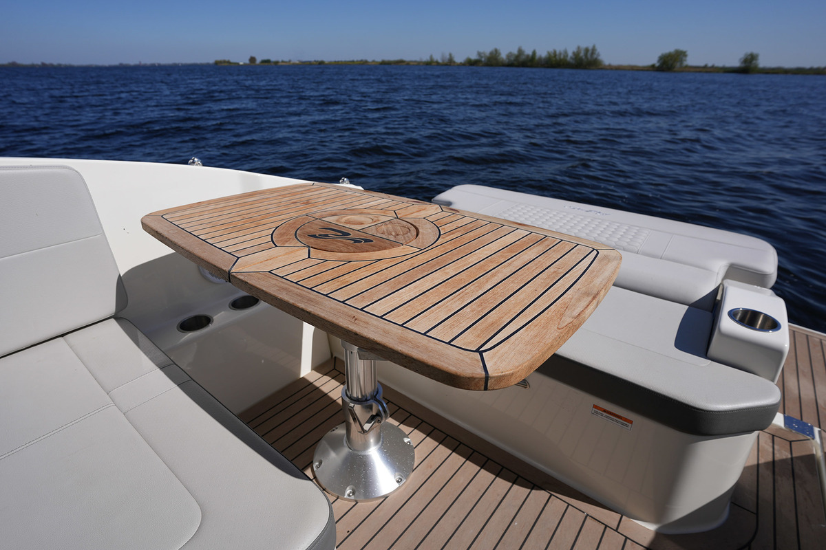 Sea Ray Sundancer 265 — foto 22 van 66