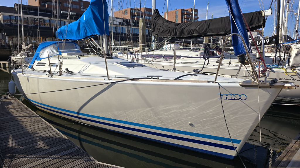 FF 1100 — foto 1 van 41