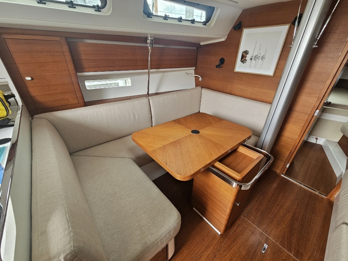 Italia Yachts 12.98 — foto 9 van 38