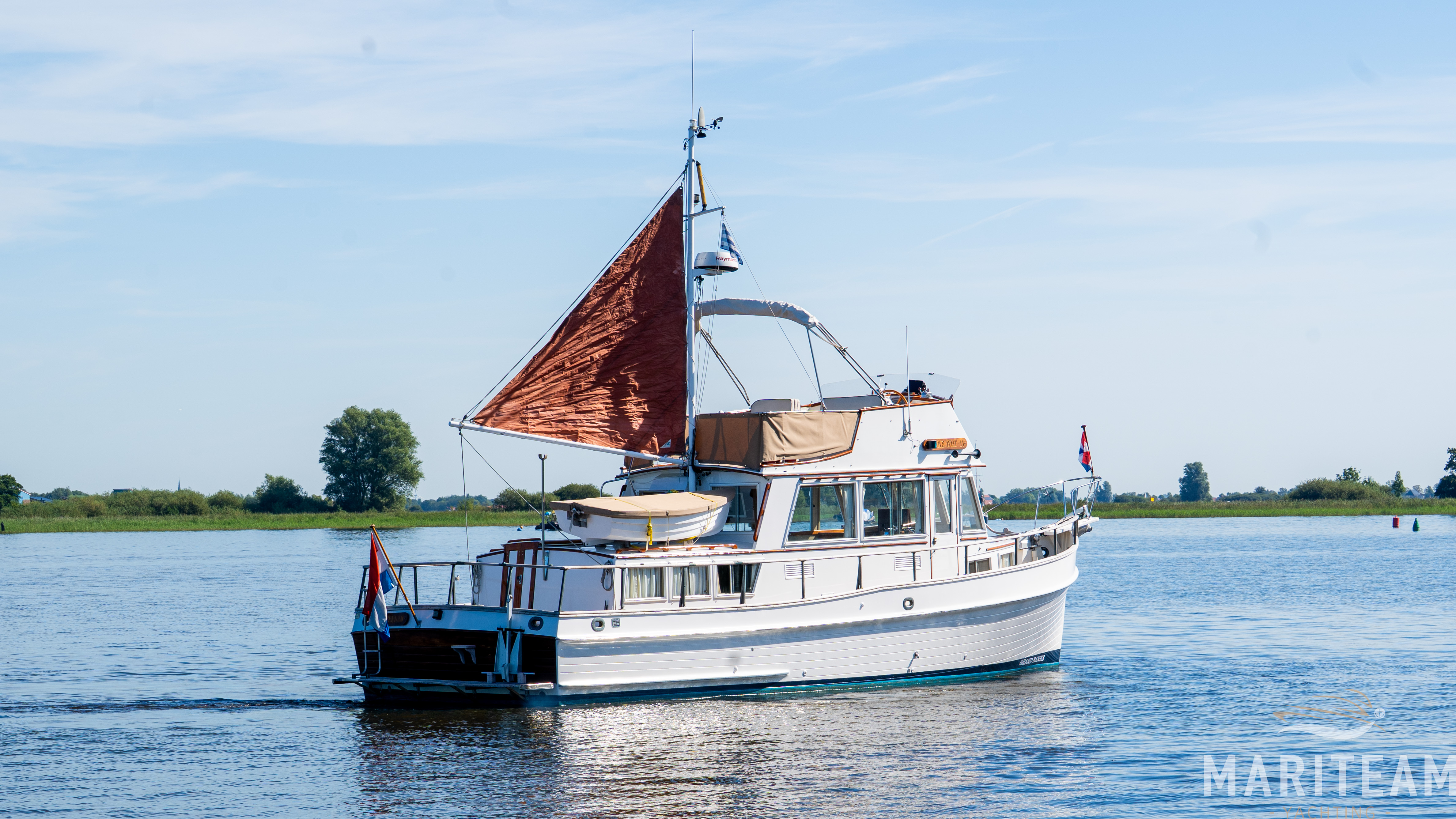 hoofdmotor(en): Grand Banks 36 Classic 'Love Boat IV' — foto 6 van 7