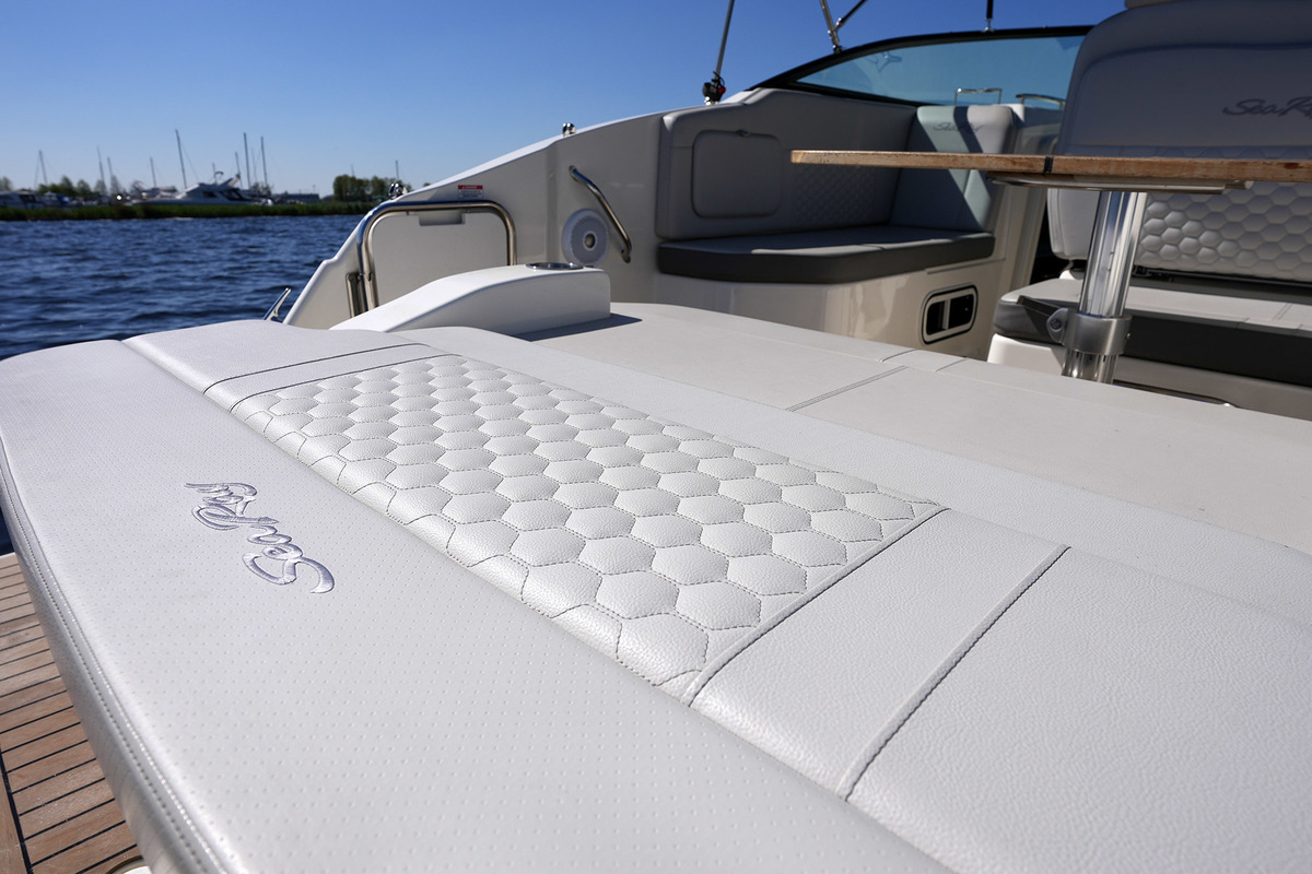 Sea Ray Sundancer 265 — foto 26 van 66