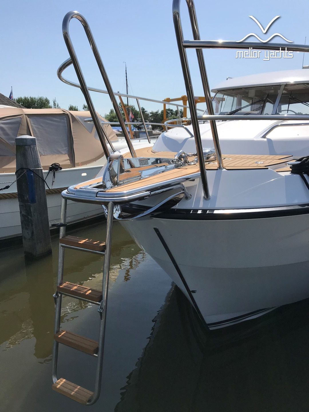 Saga 385 — foto 30 van 39