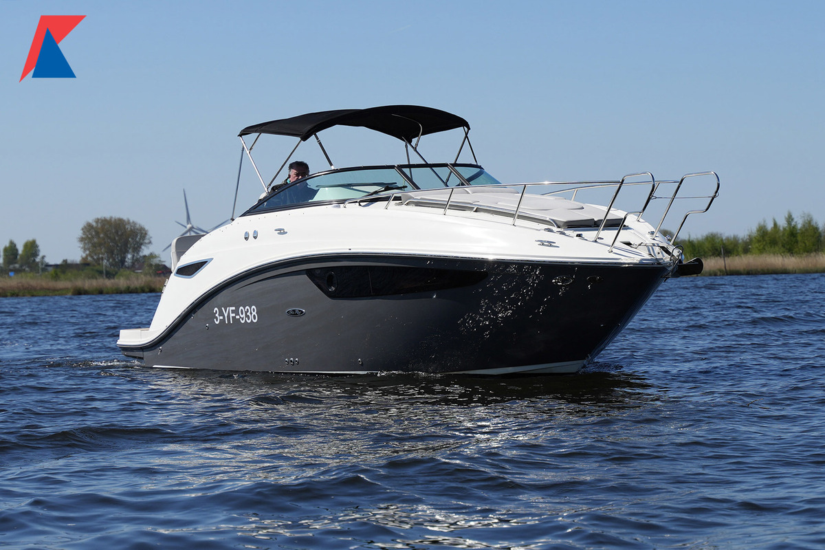 Sea Ray Sundancer 265 — foto 1 van 66