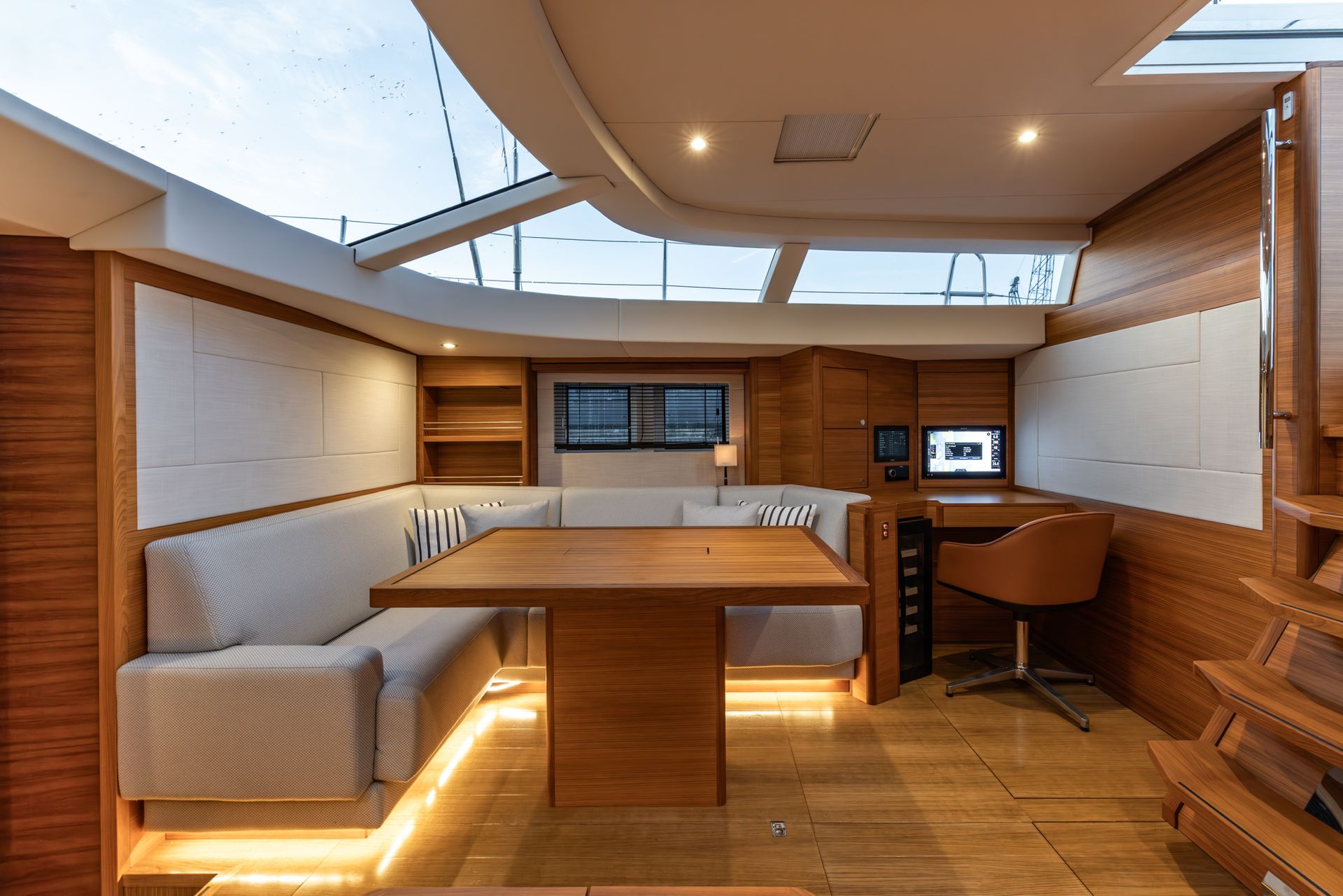 Aluminium RSC 1900 MKII Lifting Keel - "null" — foto 7 van 12