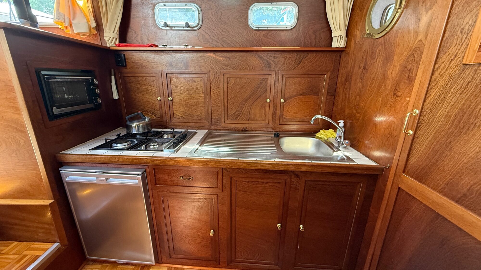 Valkkruiser Content 12.80 AK Cabrio — foto 13 van 38
