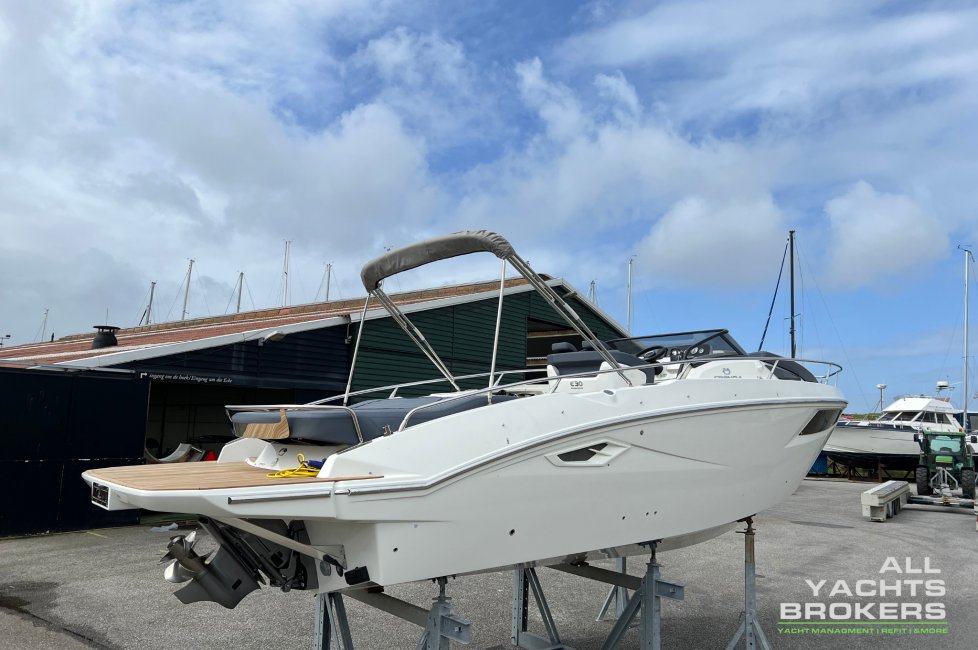 Cranchi Endurance E30 — foto 6 van 12