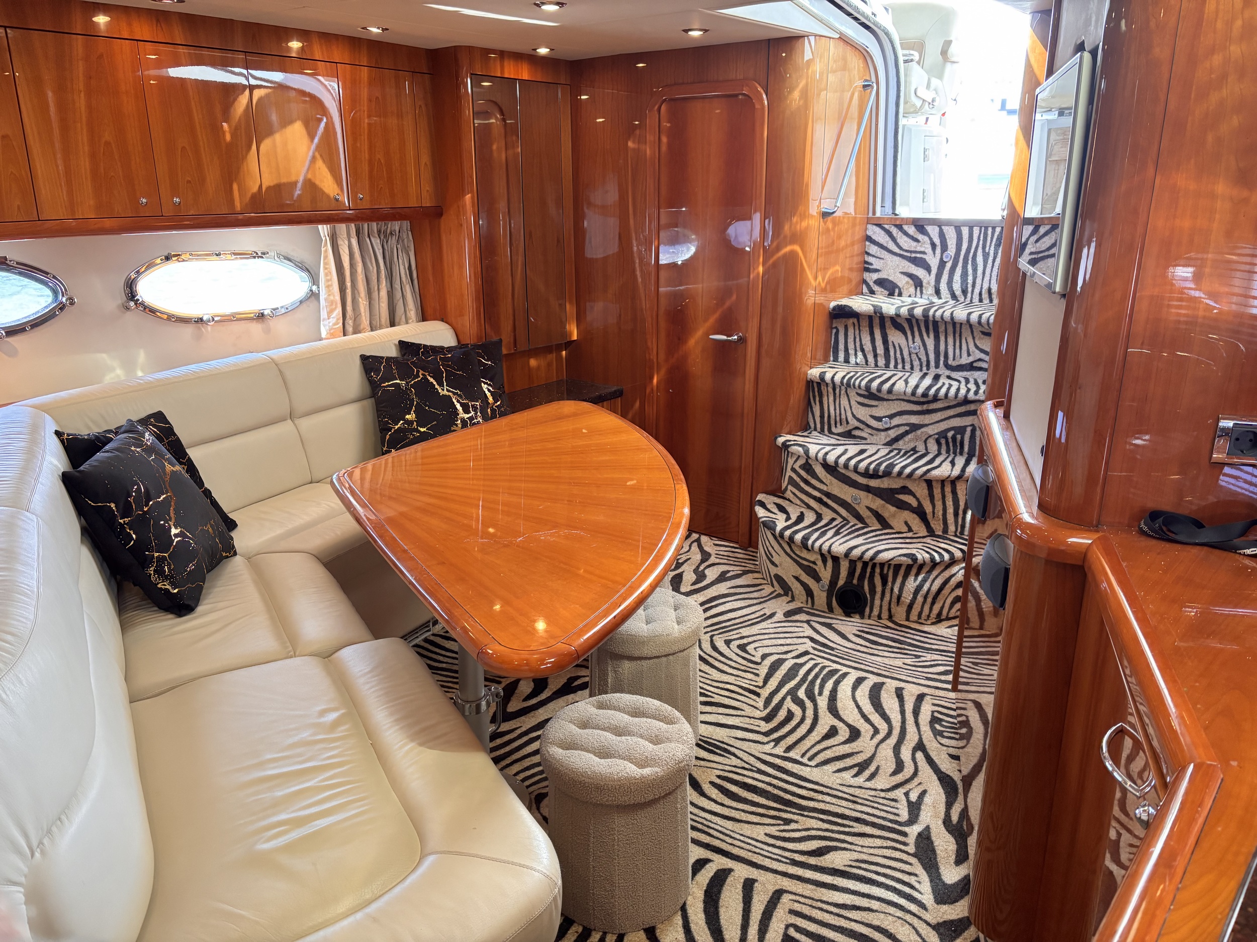 Sunseeker Predator 55 — foto 21 van 29
