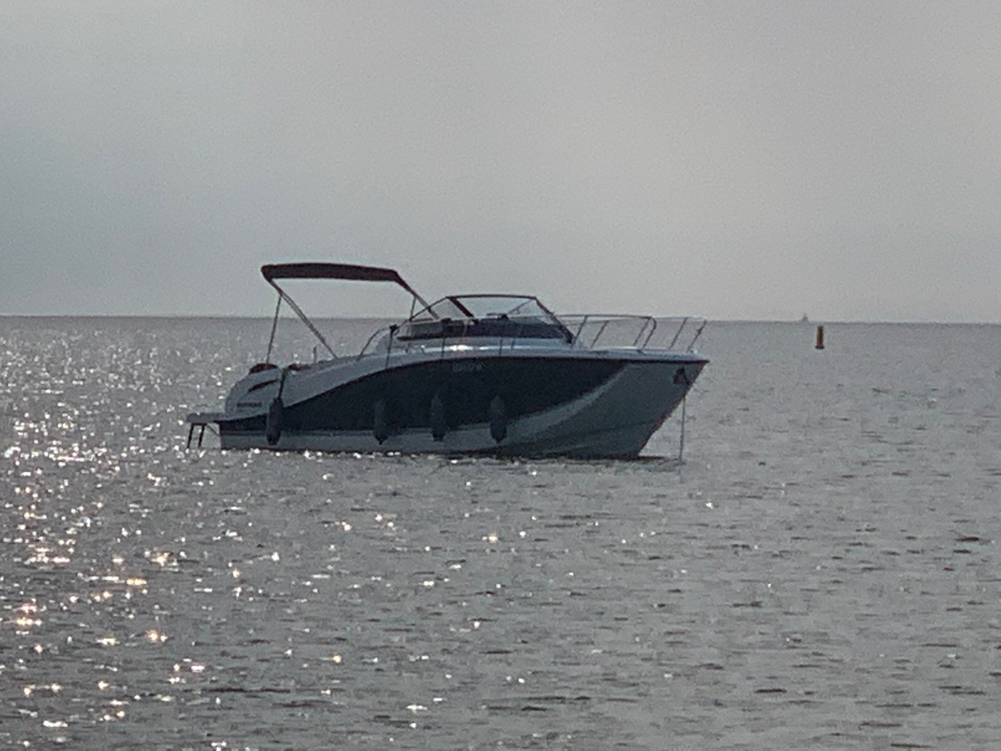 Quicksilver 875 Sundeck — foto 7 van 11