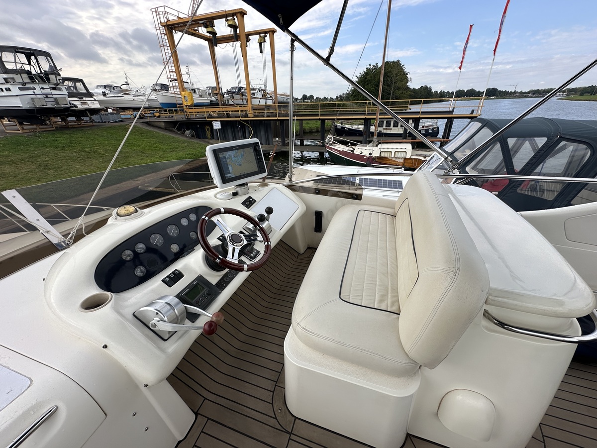 Sunseeker Manhattan 48 — foto 30 van 43