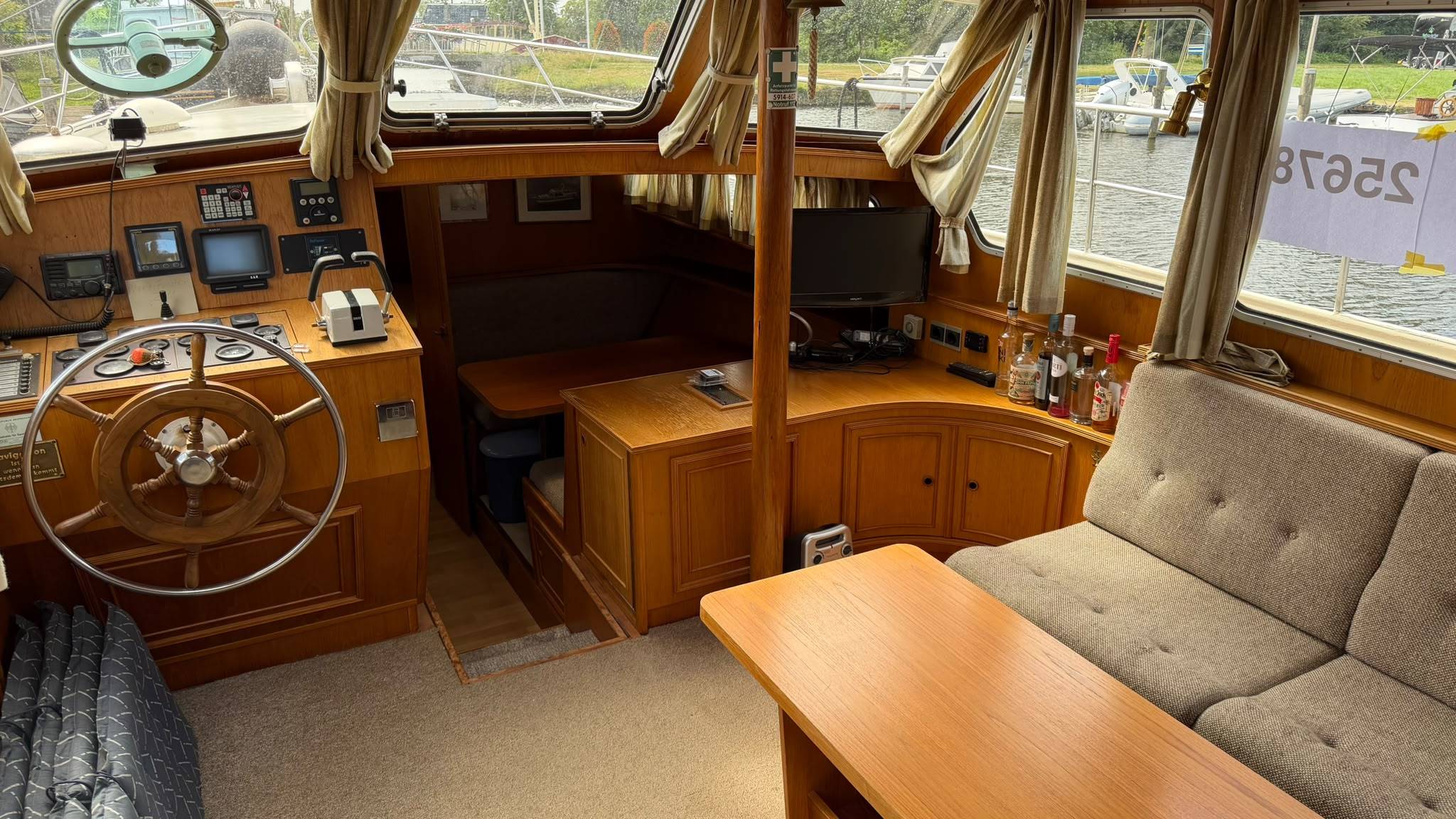 Van Der Valk 1300 Fly Bridge — foto 10 van 27