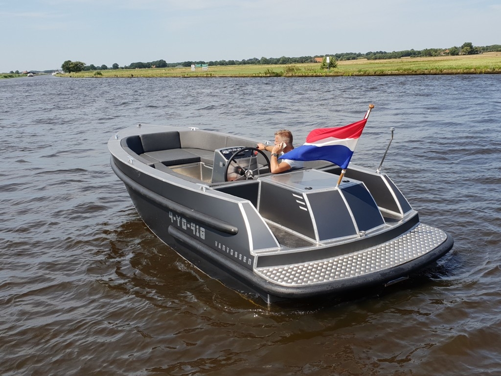 Van Vossen VanVossen Tender 700 (sport) — foto 6 van 16