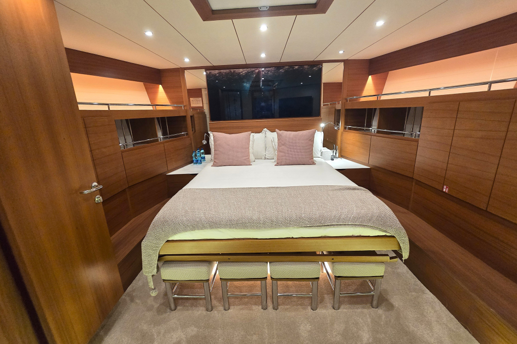 Delta Powerboats 88 Carbon — foto 49 van 75