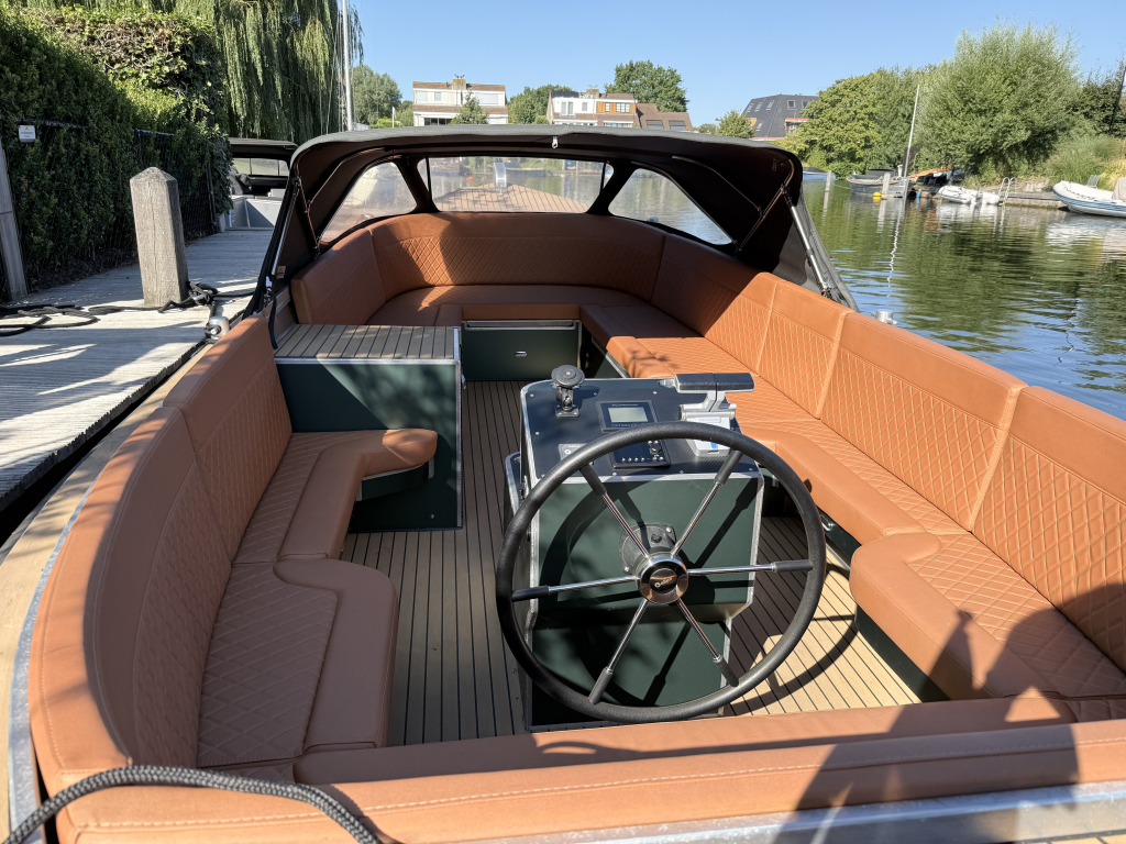 AluShip E-700 sloep — foto 30 van 32