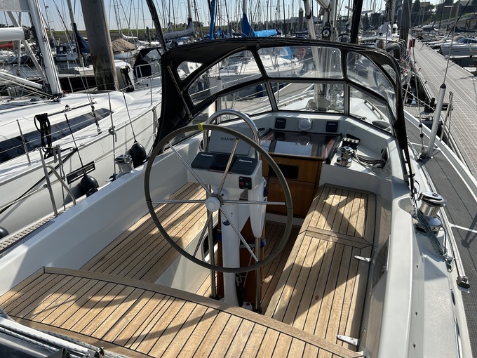 C-Yacht C — foto 3 van 12
