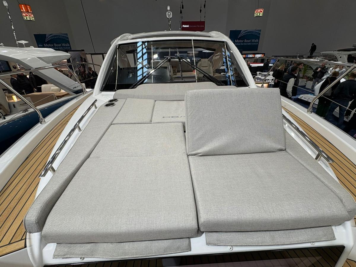 Jeanneau DB43 — foto 12 van 41
