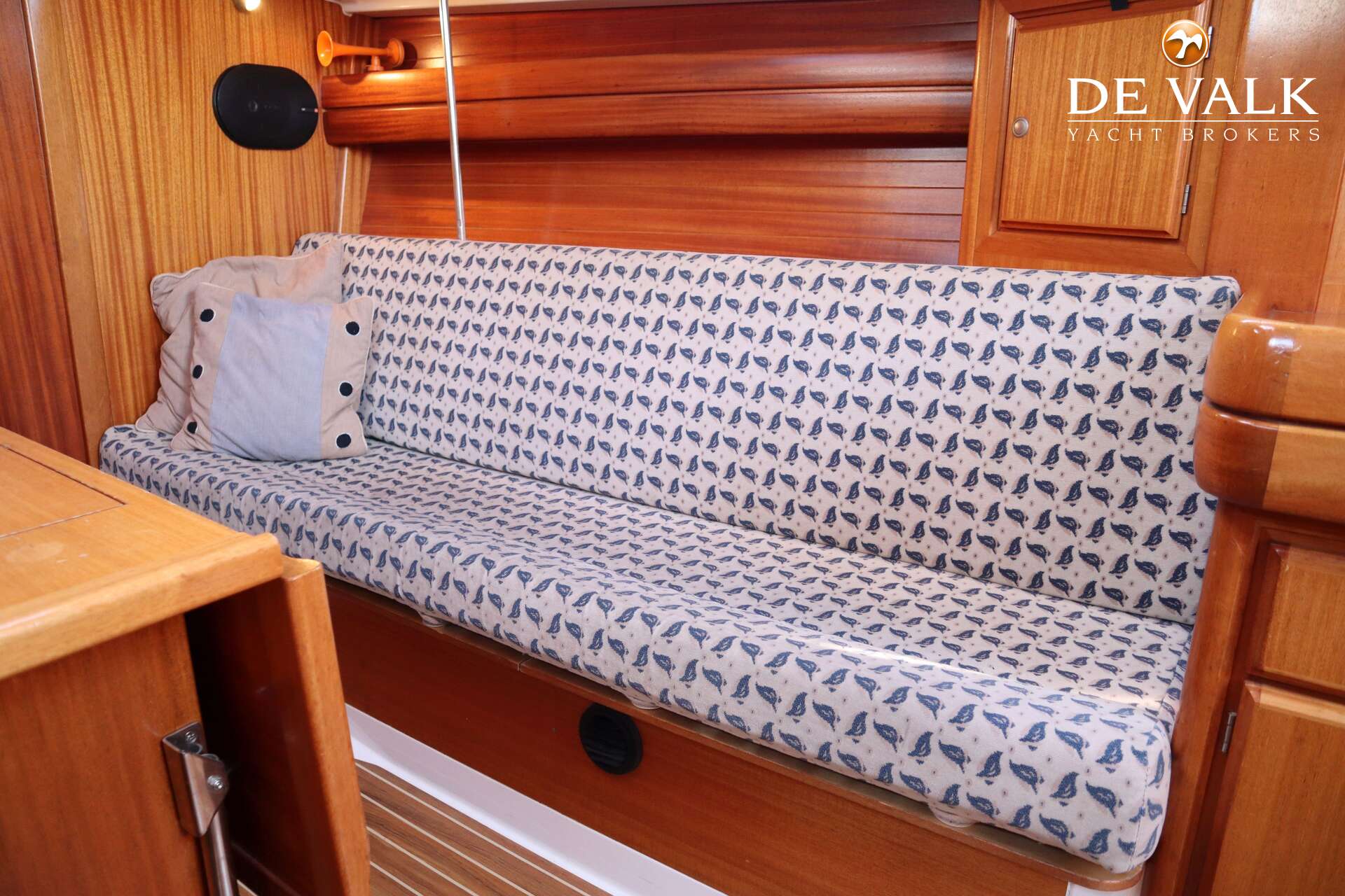 Dufour 35 Classic — foto 26 van 38