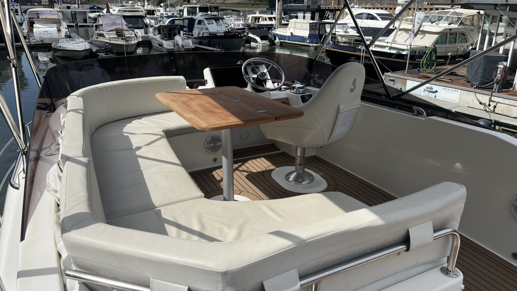 Beneteau Swift Trawler 35 — foto 11 van 76