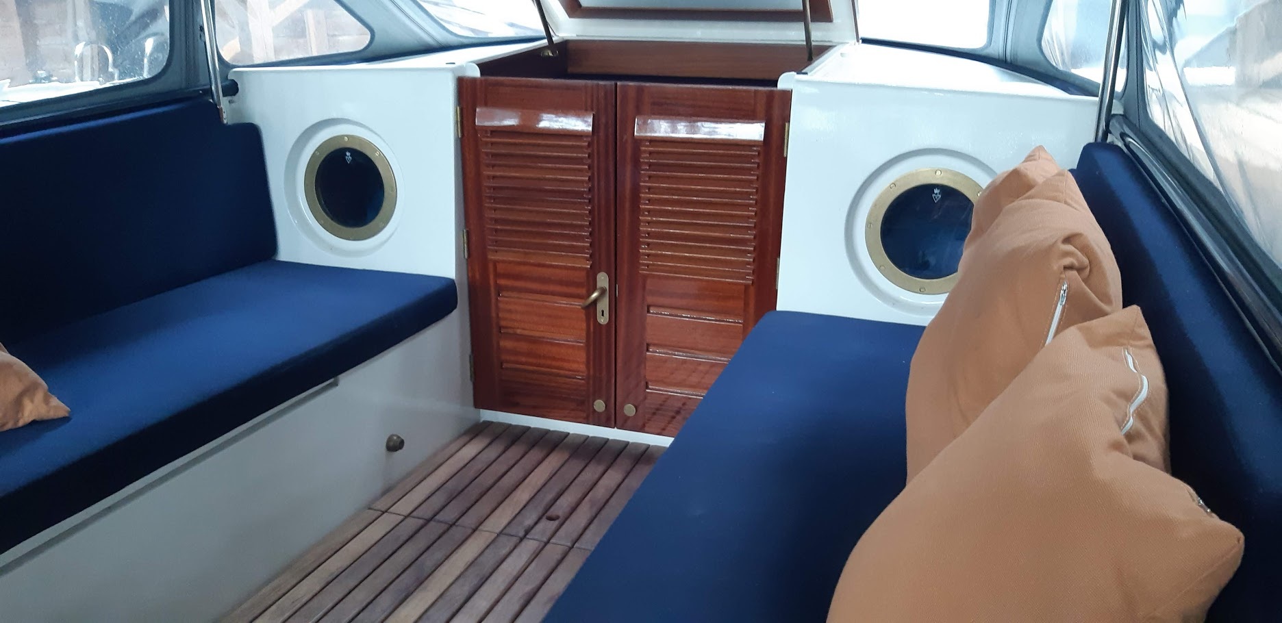 Launch Sloep 8.00 Klassiek Gelijnd Van 2018 — foto 9 van 22