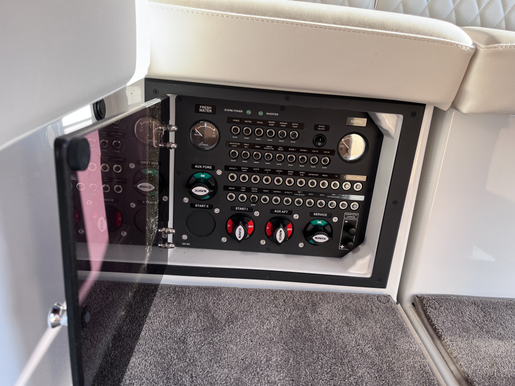Grandezza 34 OC – 2024 | Volvo Penta D6-380 DPI | Full Options | < 200 vaaruren — foto 32 van 35