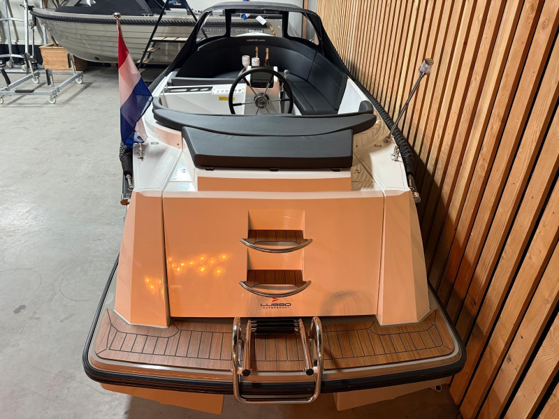 Corsiva 595 Tender 20pk Honda Nieuw — foto 9 van 12
