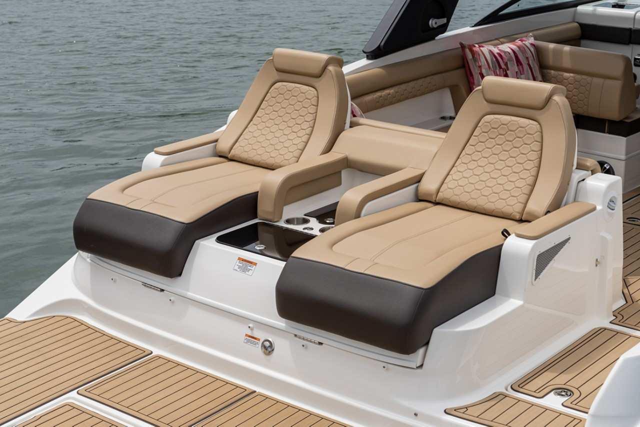 Sea Ray SDX 290 — foto 11 van 14