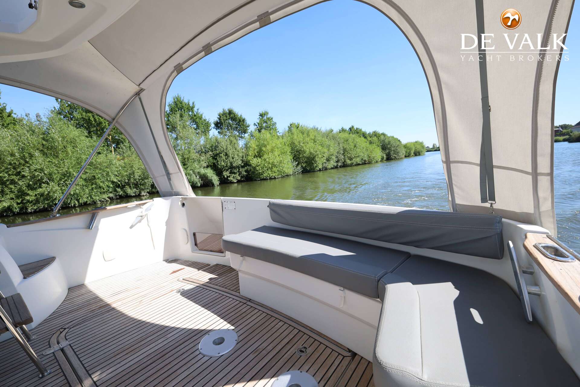 Beneteau Antares 36 — foto 13 van 39