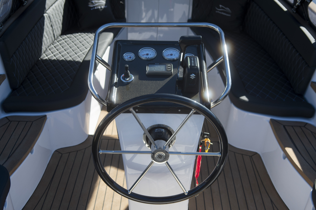 Waterspoor 717 Outboard | Luxe tender | Vanaf €45.950,- — foto 6 van 16