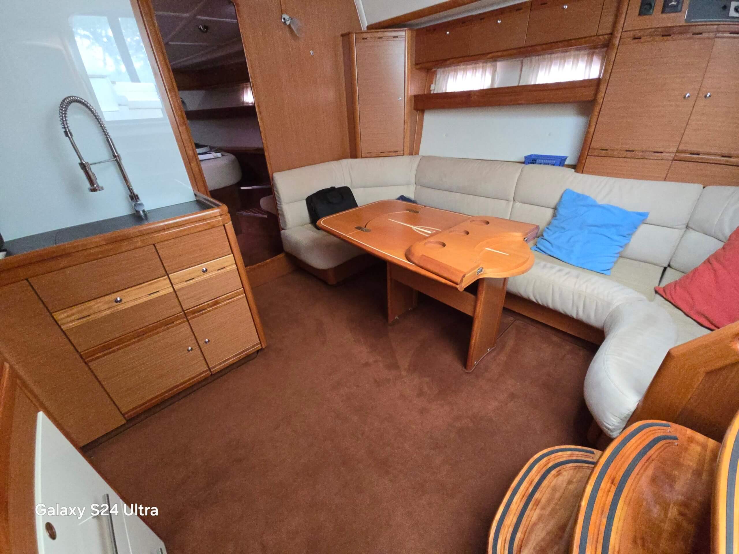 Bavaria 42 Sport HT — foto 5 van 12