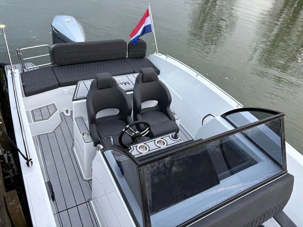 Maxima 800 Sport — foto 5 van 12
