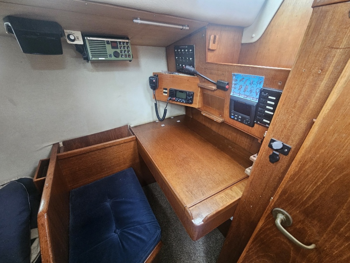 Trident Marine Warrior 38 — foto 14 van 30